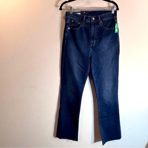 GAP Sz 28T or 6T Kick Fit High Rise Dark Wash Raw Hem NEW WITH TAG - Picture 1 of 11